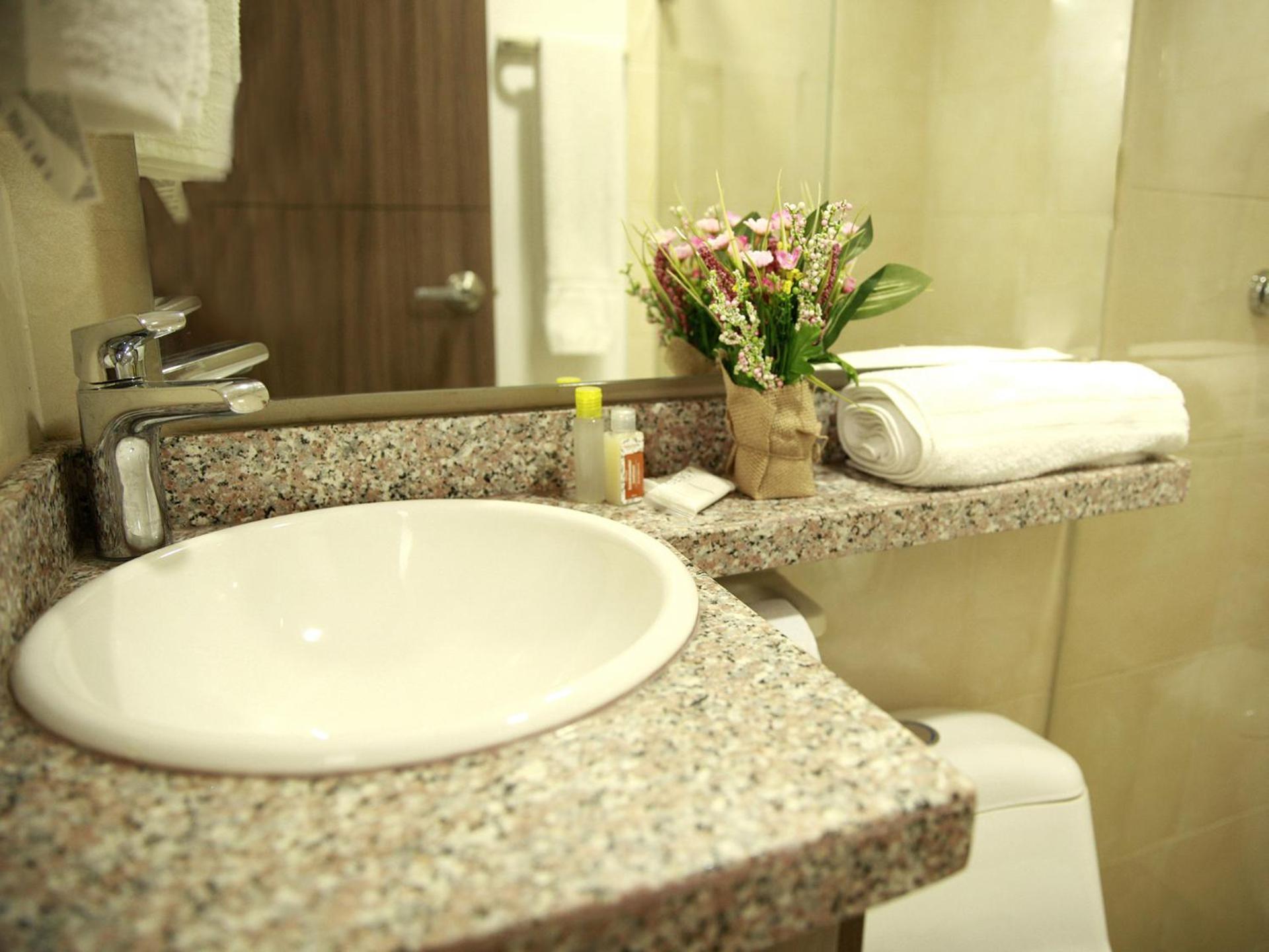 Hotel Prado 72 Inn Barranquilla  Exteriör bild